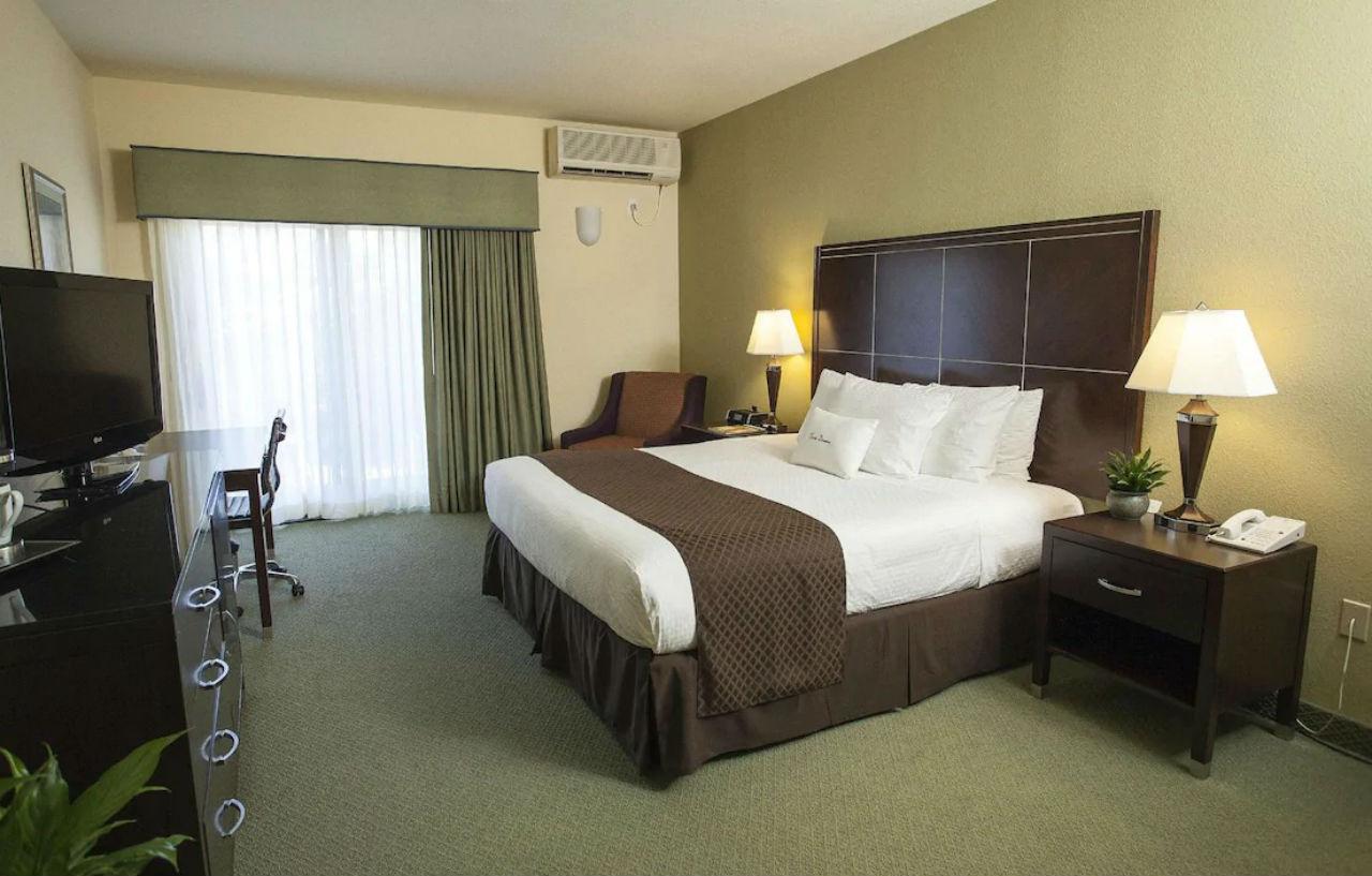 Doubletree By Hilton Napa Valley - American Canyon Exterior photo