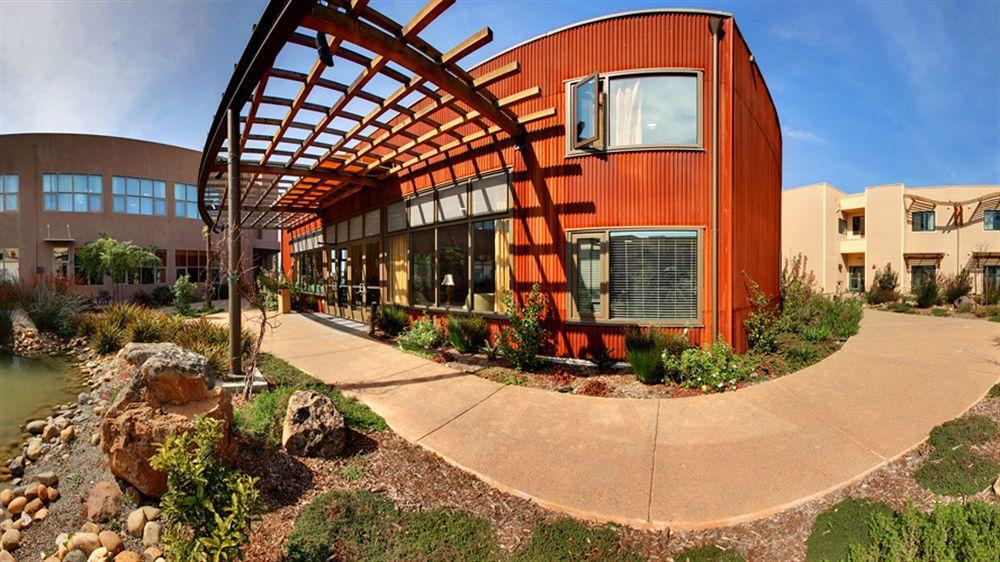 Doubletree By Hilton Napa Valley - American Canyon Exterior photo