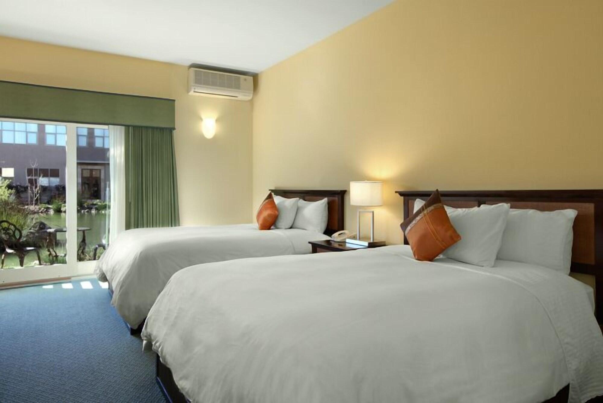 Doubletree By Hilton Napa Valley - American Canyon Exterior photo