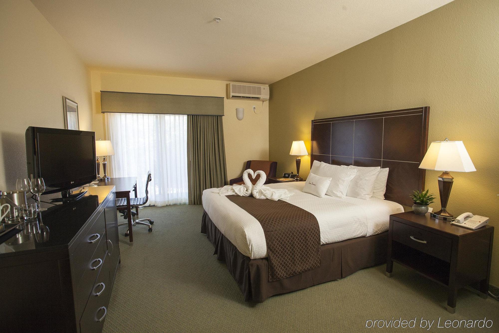 Doubletree By Hilton Napa Valley - American Canyon Exterior photo