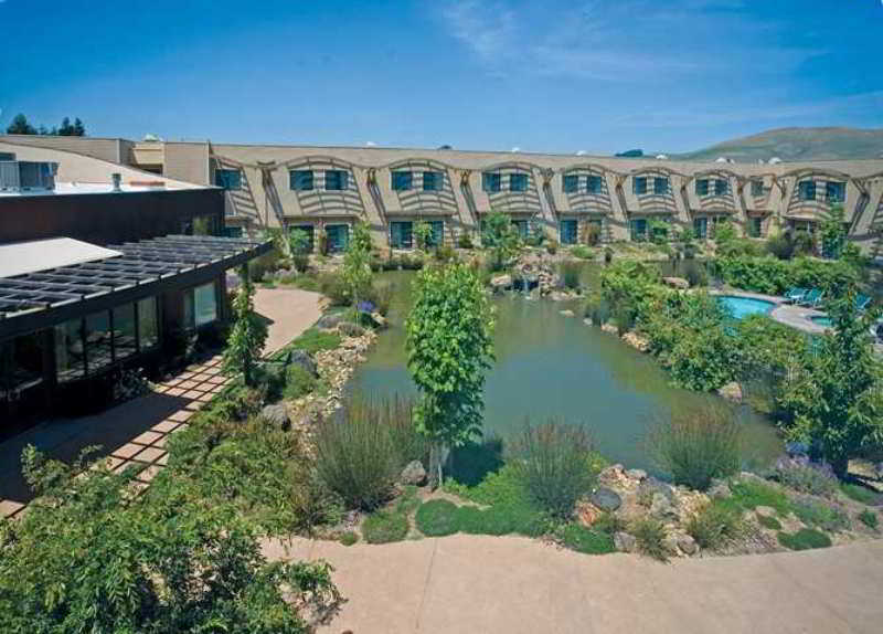 Doubletree By Hilton Napa Valley - American Canyon Exterior photo